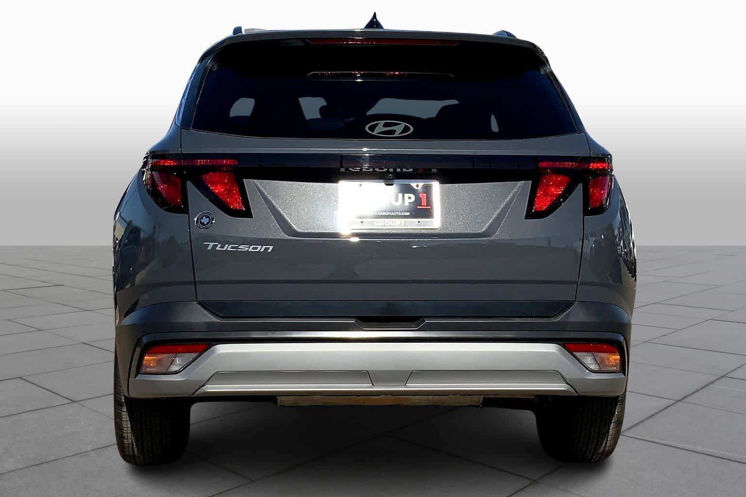 2025 Hyundai Tucson SEL Sport photo 2