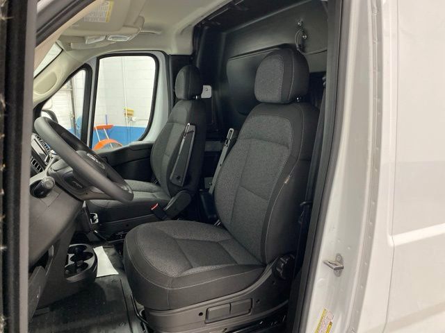 2023 Ram ProMaster 3500 Cargo Van photo 3