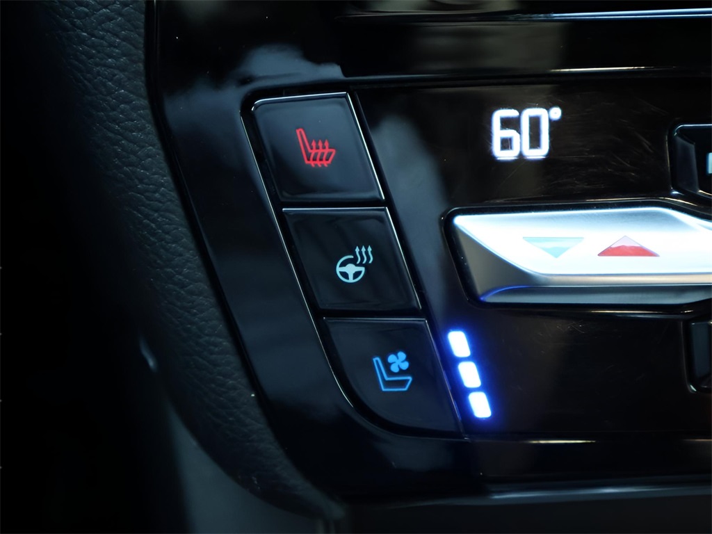 2021 Ford Explorer ST photo 27