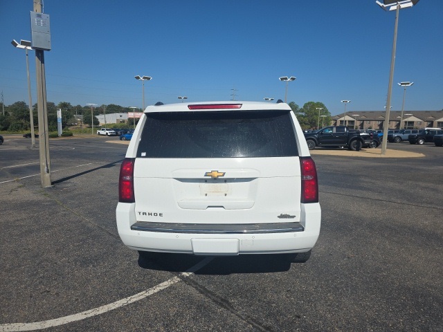 2015 Chevrolet Tahoe LTZ photo 3