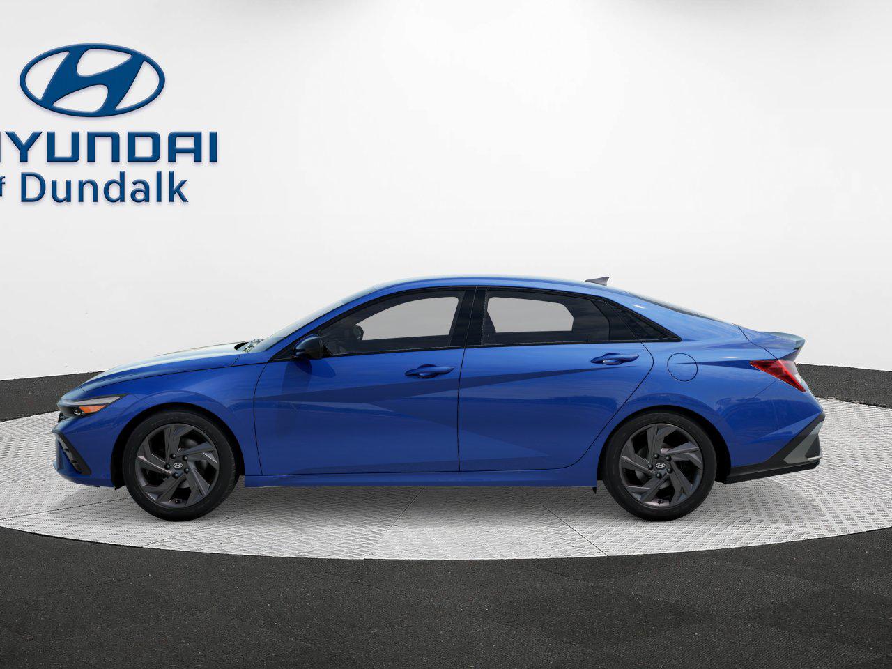 2026 Hyundai Elantra SEL Sport photo 3