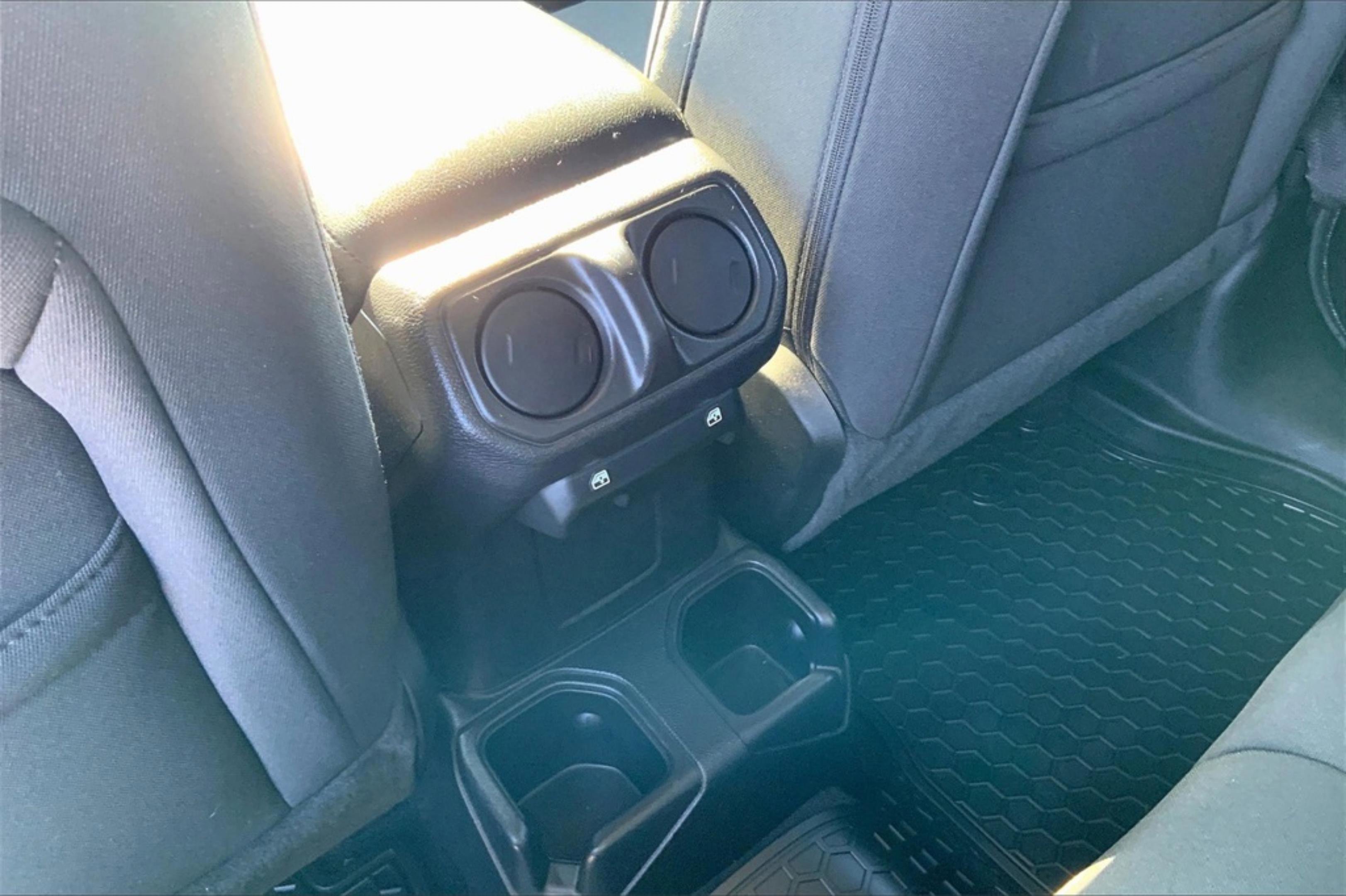 2023 Jeep Gladiator Sport photo 33