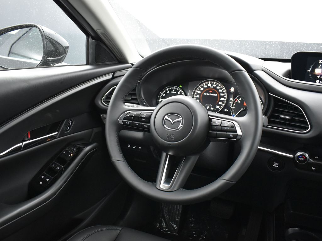 2025 Mazda CX-30 2.5 S Preferred photo 13