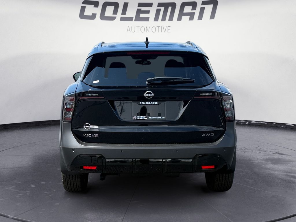 2025 Nissan Kicks SV photo 3