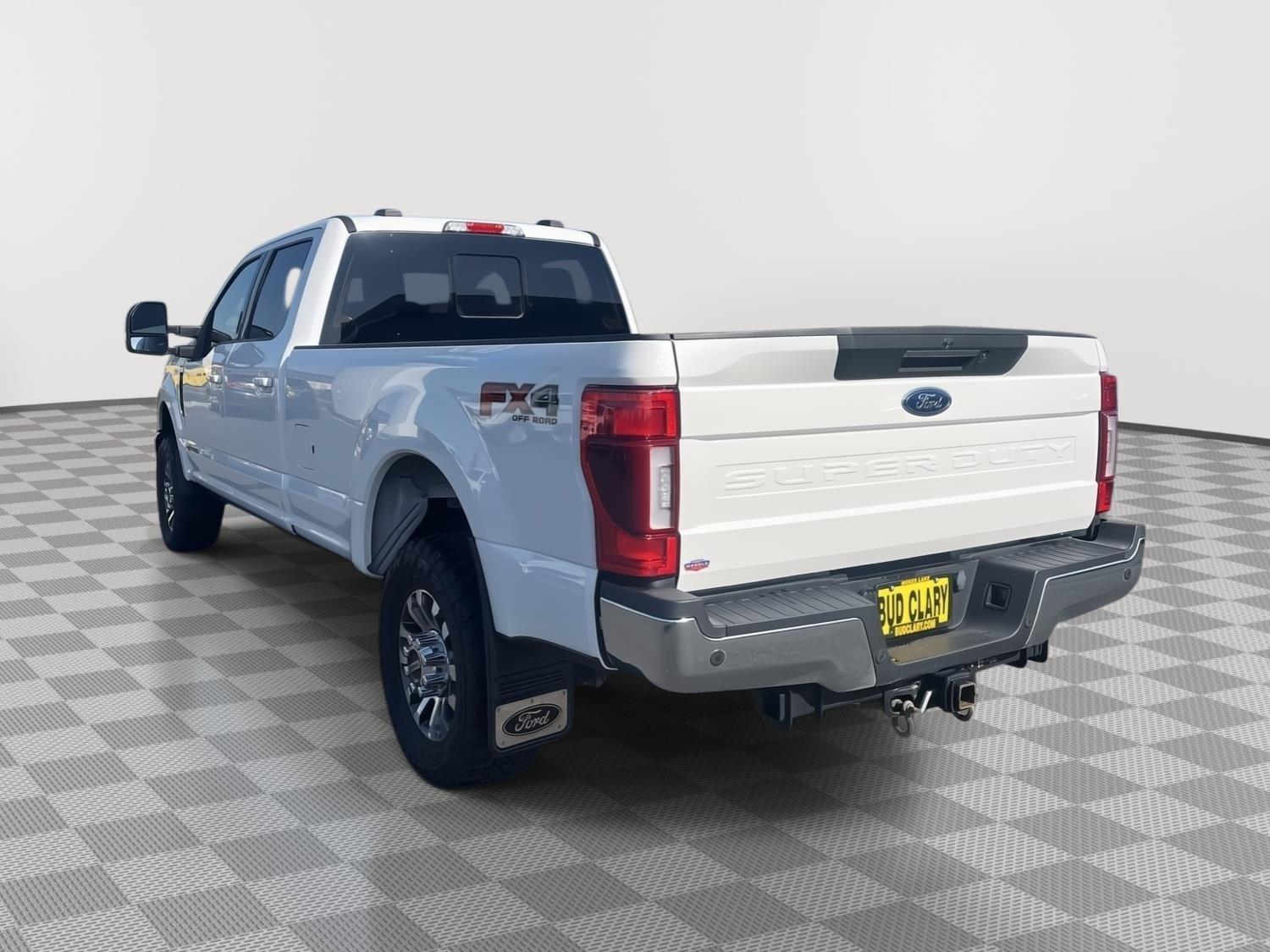 2022 Ford F-350 Limited photo 3