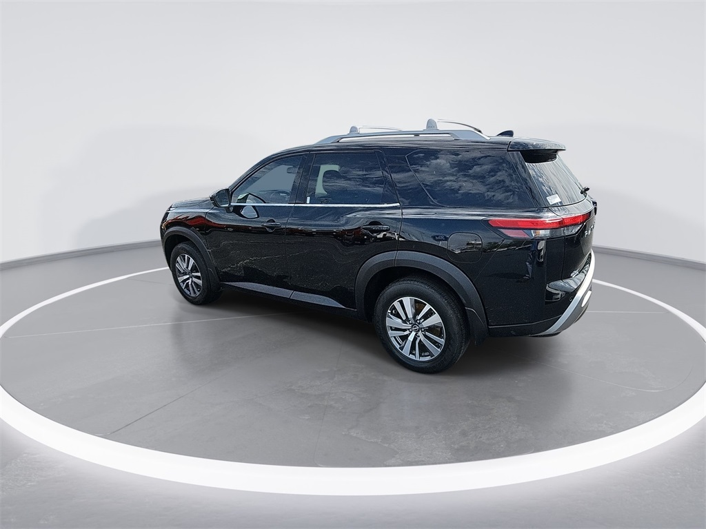 2022 Nissan Pathfinder SL photo 6