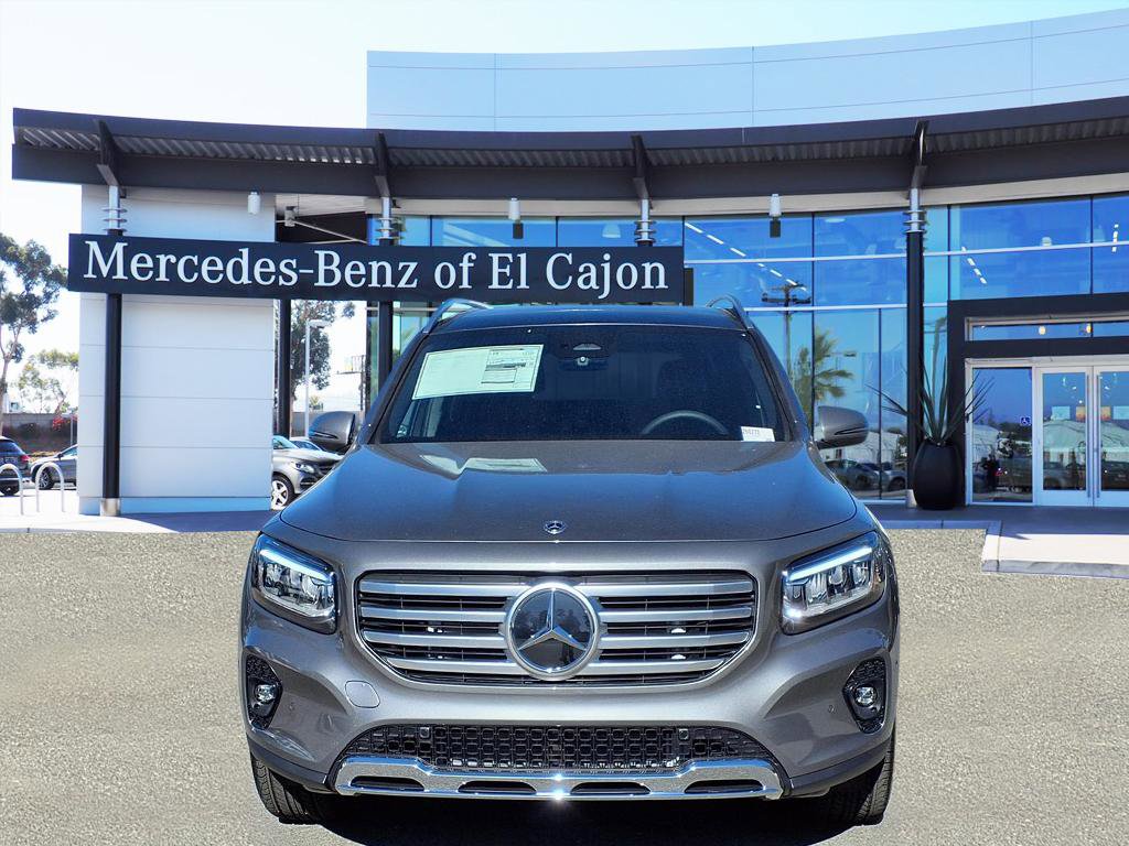 2026 Mercedes Benz GLB 250 photo 2