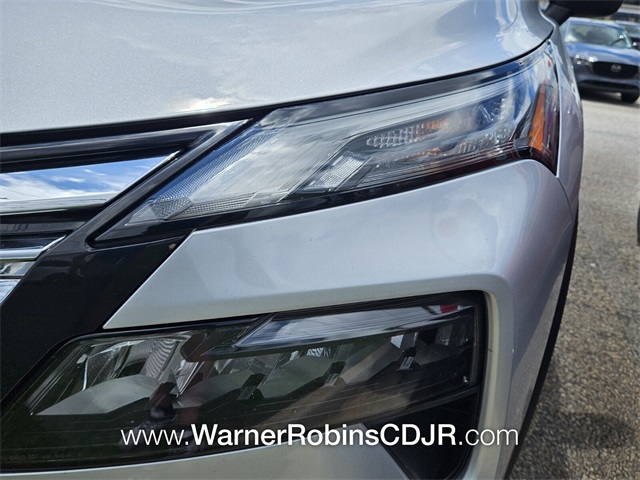 2024 Nissan Rogue S photo 21