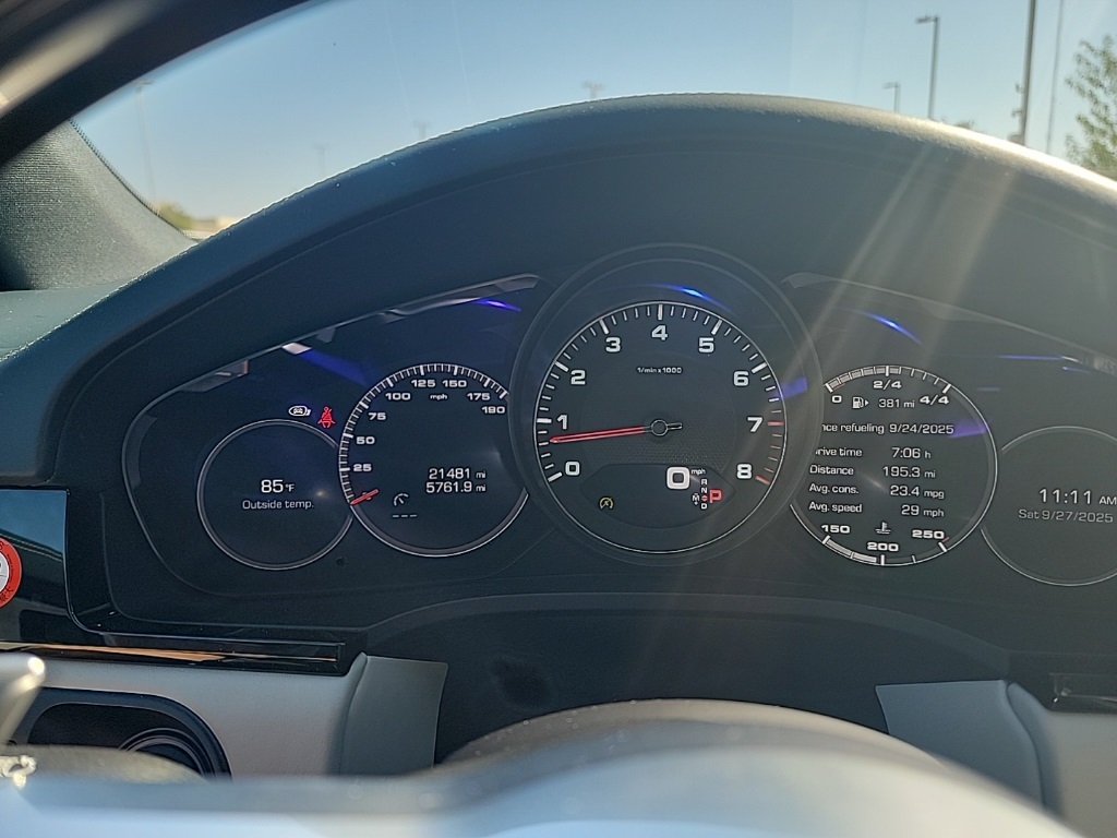 2021 Porsche Cayenne Coupe S photo 6