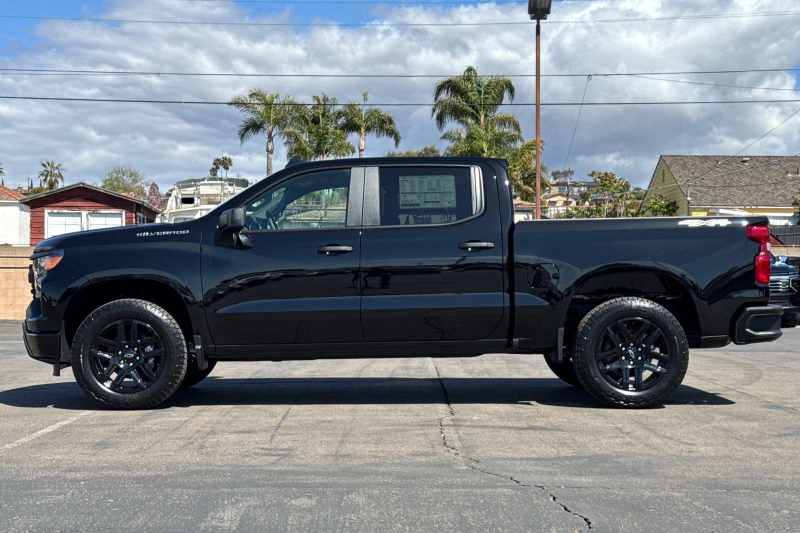 2025 Chevrolet Silverado 1500 Custom photo 7