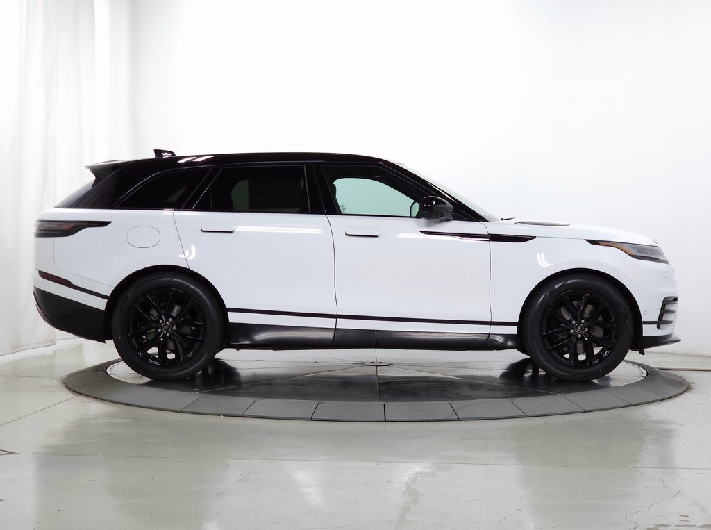 2026 Land Rover Range Rover Velar SE photo 6