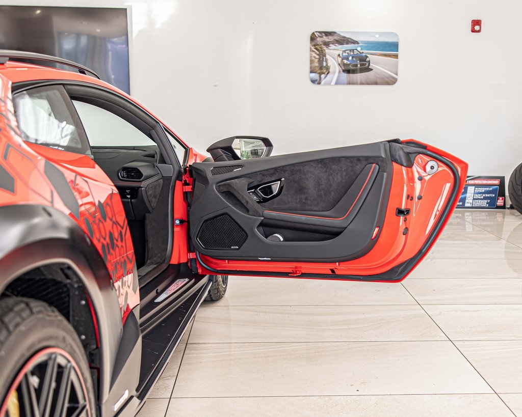 2023 LAMBORGHINI HURACAN - Image 32