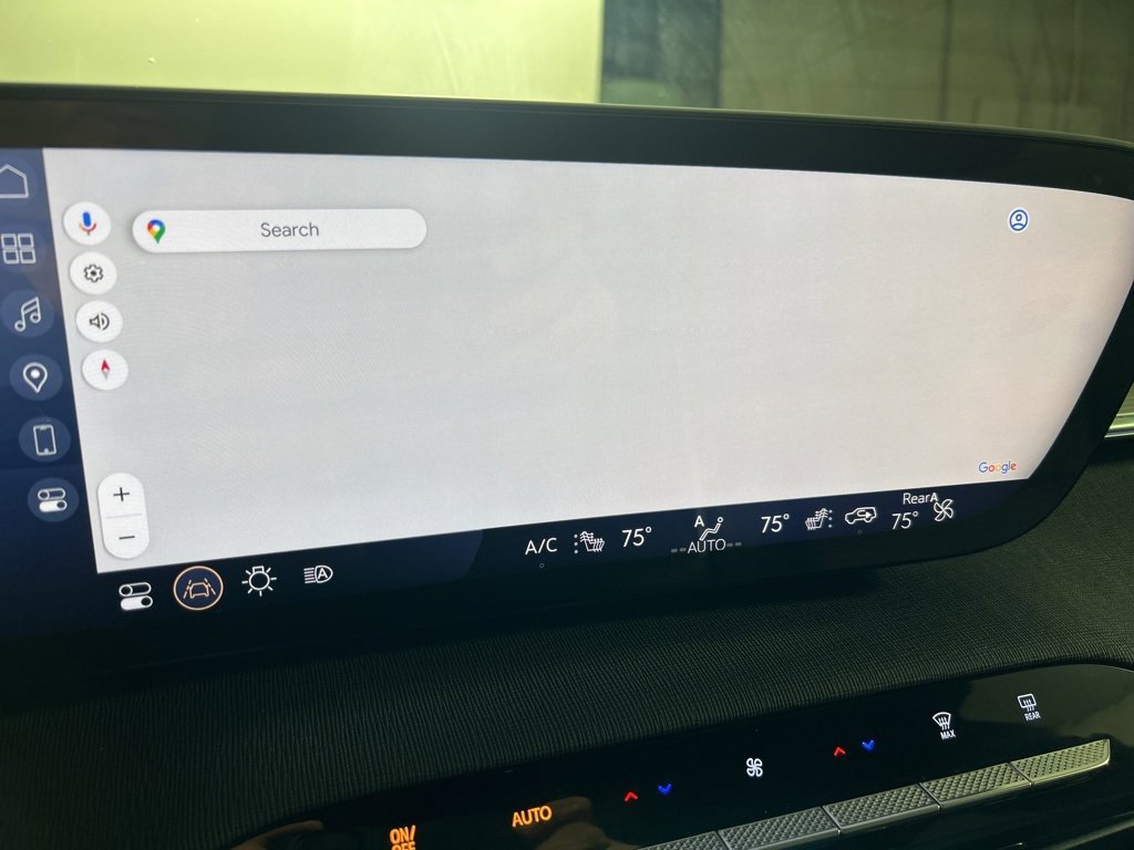 2025 Buick Enclave Preferred photo 2