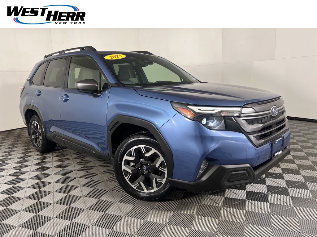 2025 Subaru Forester Premium's photo