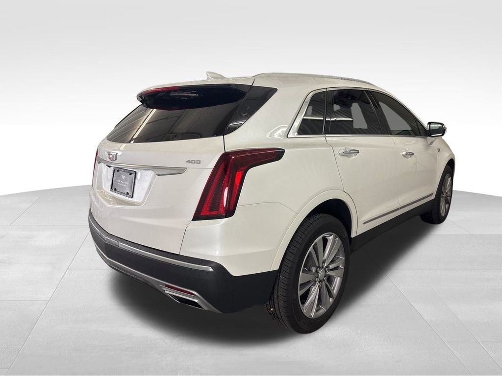 2025 Cadillac XT5 Premium Luxury photo 4