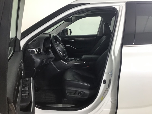 2023 Toyota Highlander Limited Platinum XLE XSE photo 9