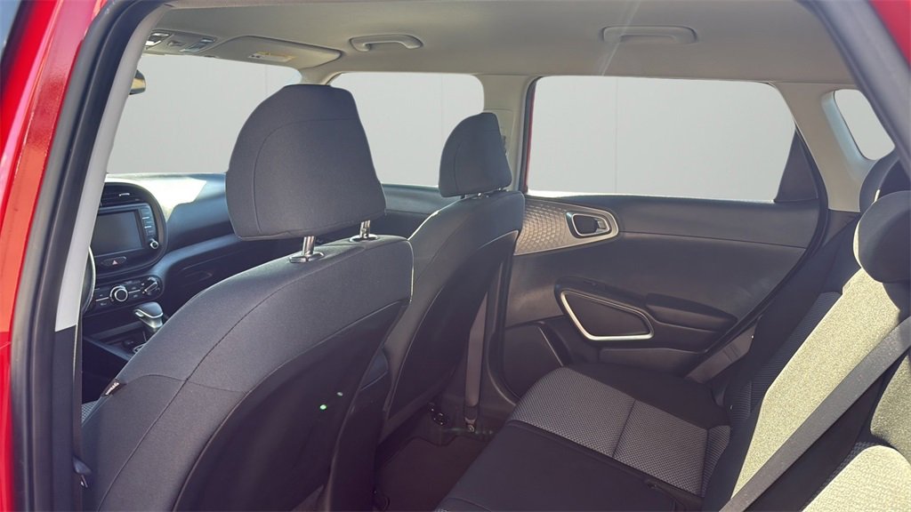 2023 Kia Soul LX photo 12