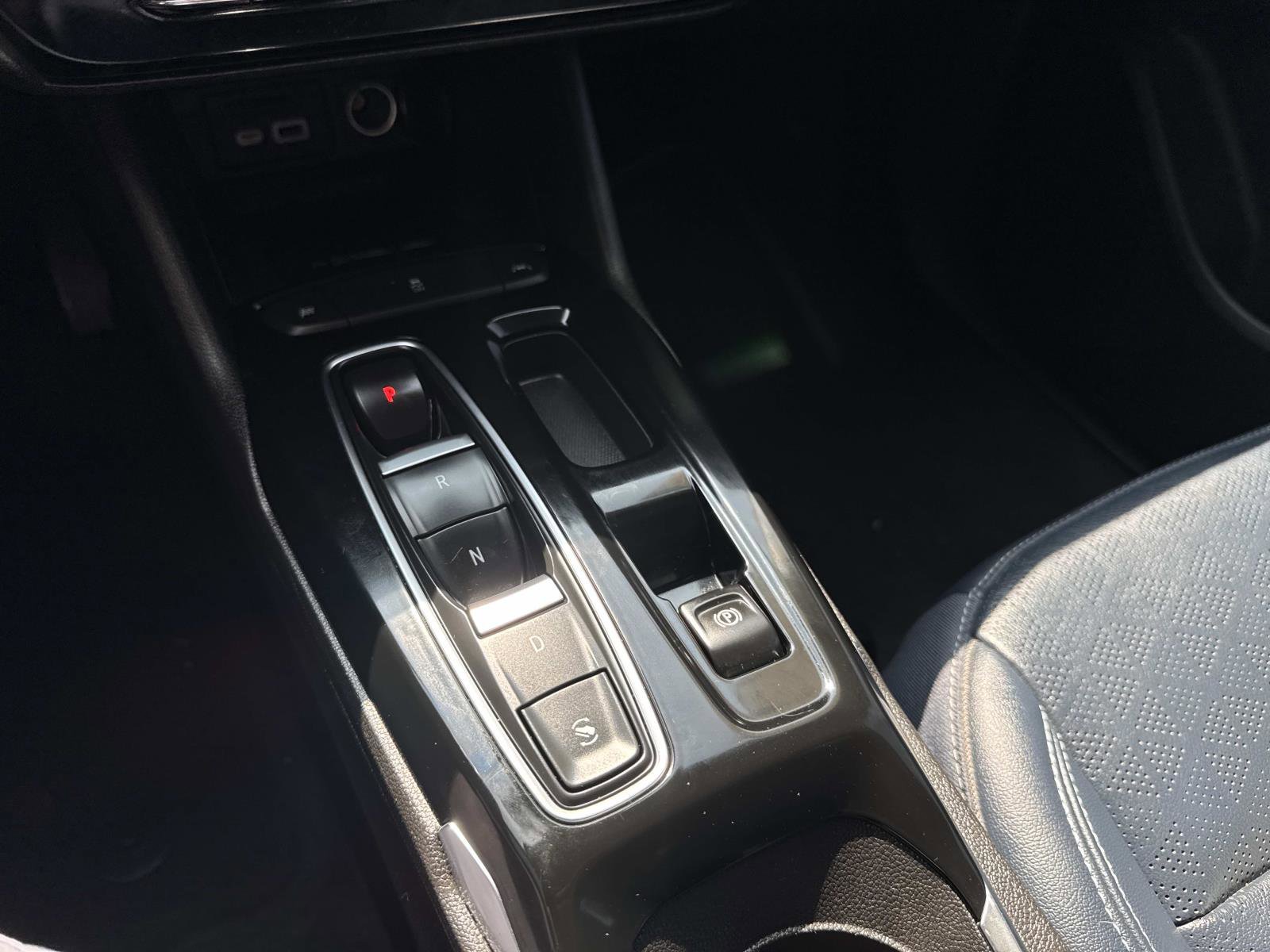 2022 Chevrolet Bolt EUV Premier photo 23