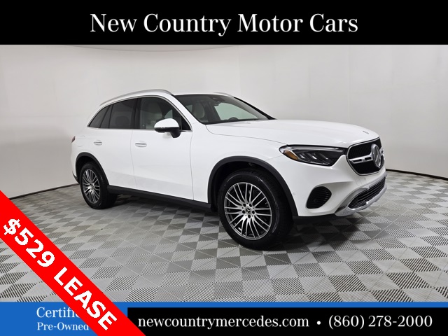 2025 Mercedes-Benz GLC Base's photo