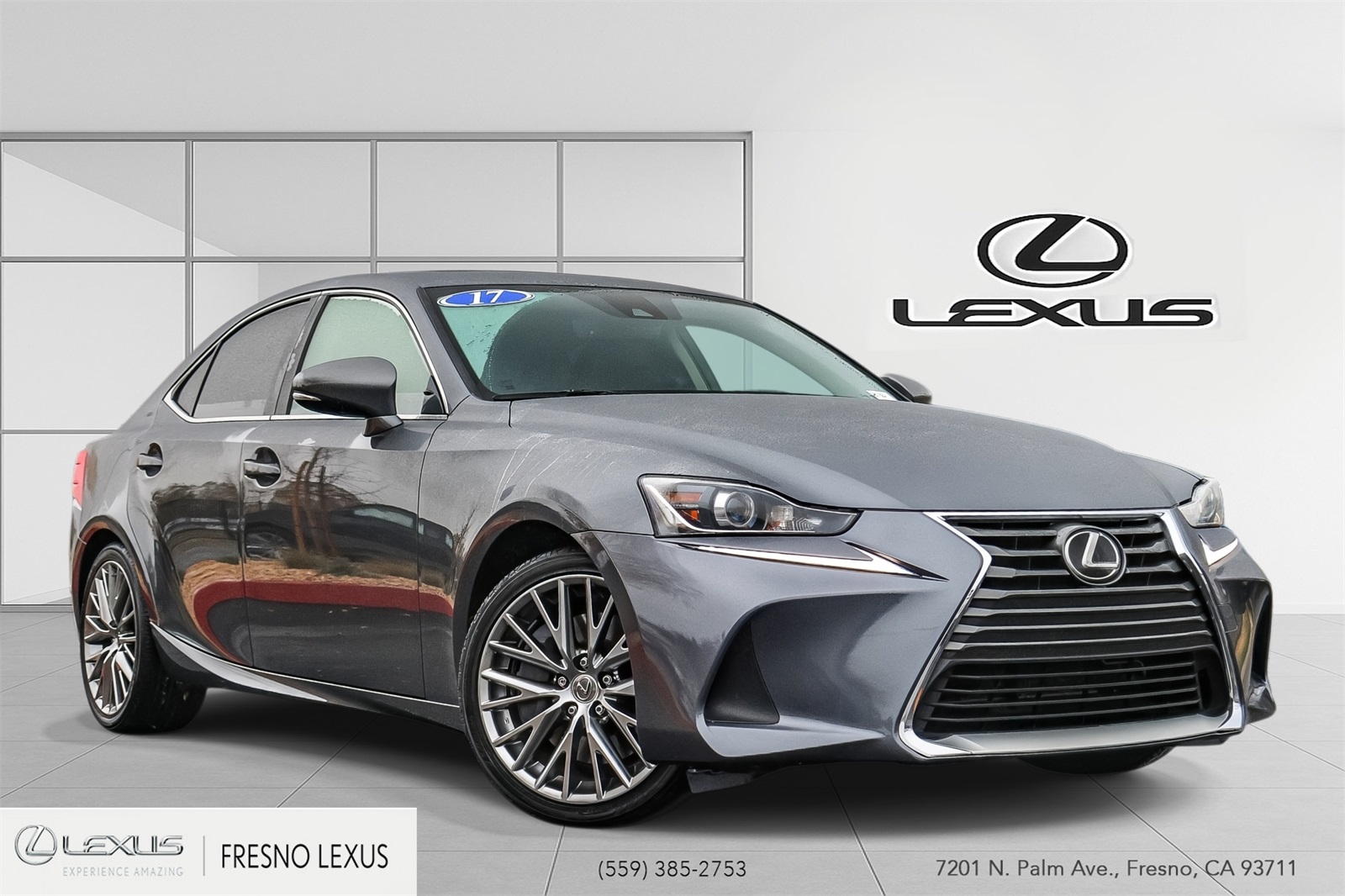 2017 Lexus IS 200t's photo