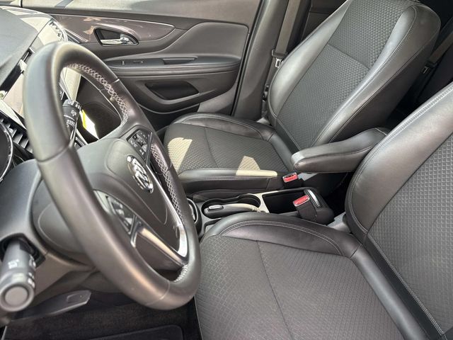 2022 Buick Encore Preferred photo 17