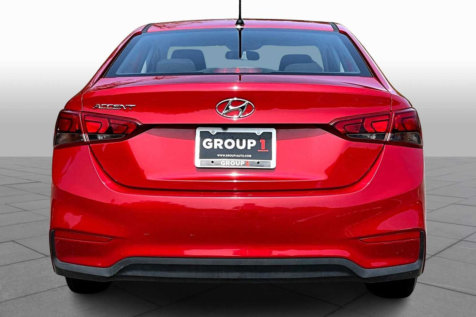 2020 Hyundai Accent SE photo 4