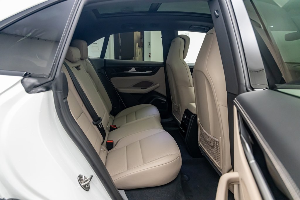 2024 Porsche Macan Electric 4 photo 24