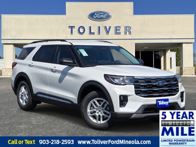 2025 Ford Explorer Active's photo