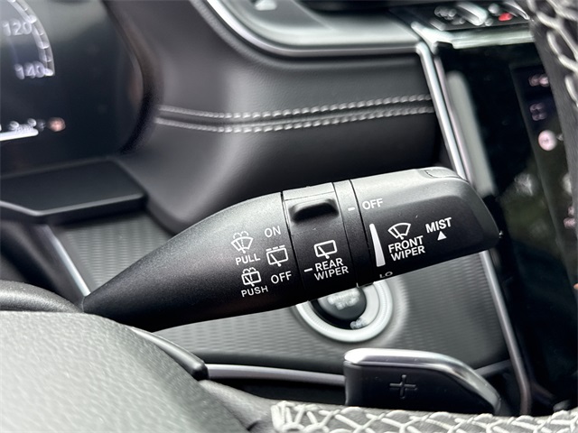 2025 Jeep Grand Cherokee Altitude photo 19