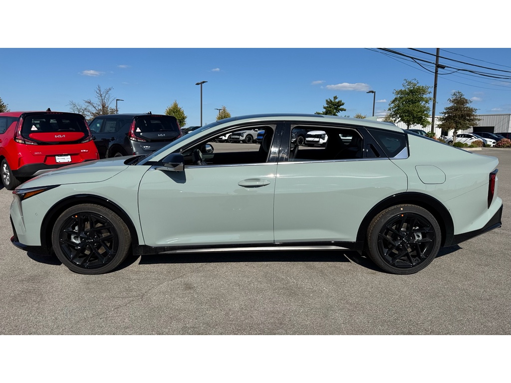 2025 Kia K4 GT-Line Turbo photo 27