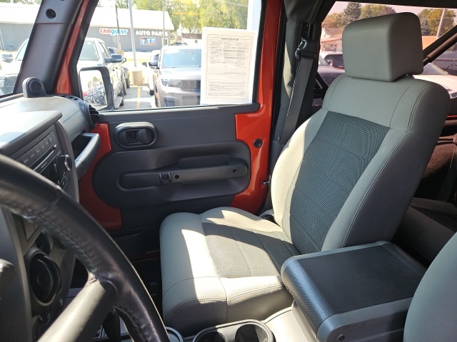 2009 Jeep Wrangler X photo 21