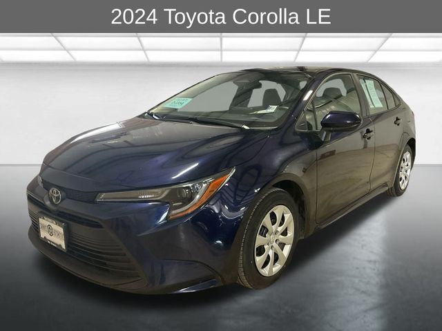 2024 Toyota Corolla LE's photo