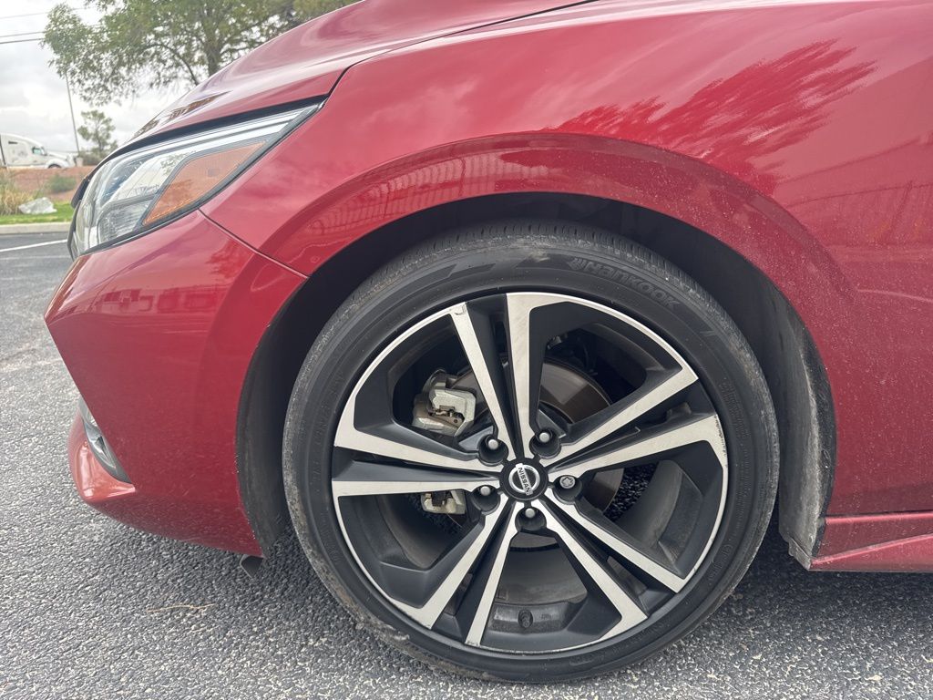 2023 Nissan Sentra SR photo 20