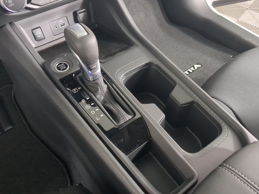 2025 Nissan Sentra S photo 19