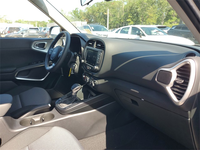 2025 Kia Soul LX photo 30