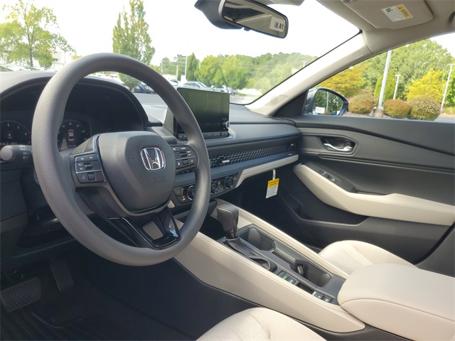 2025 Honda Accord SE photo 11