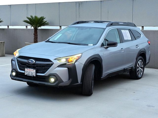 2023 Subaru Outback Premium photo 4