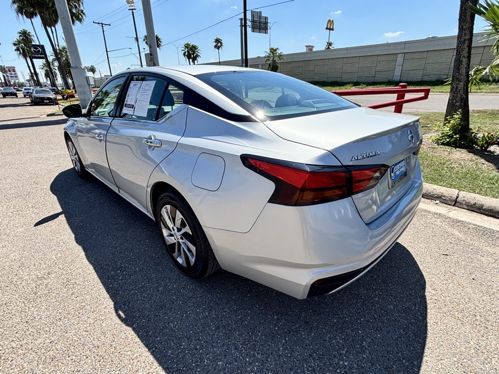 2022 Nissan Altima 2.5 S photo 4