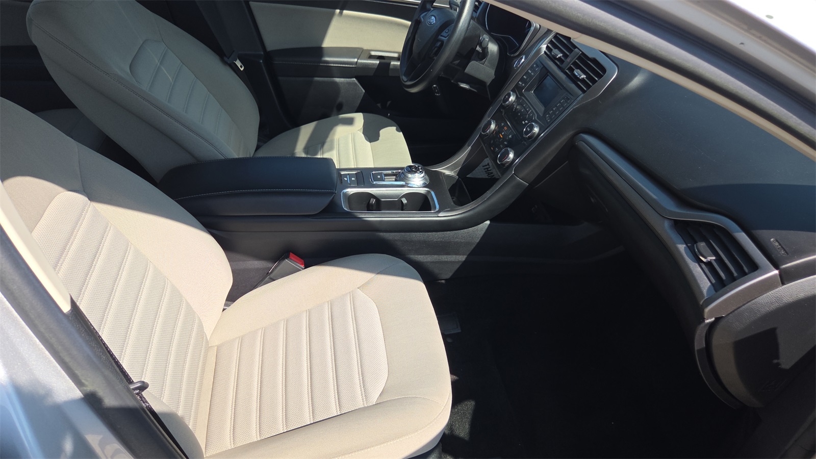 2018 Ford Fusion Hybrid S photo 22