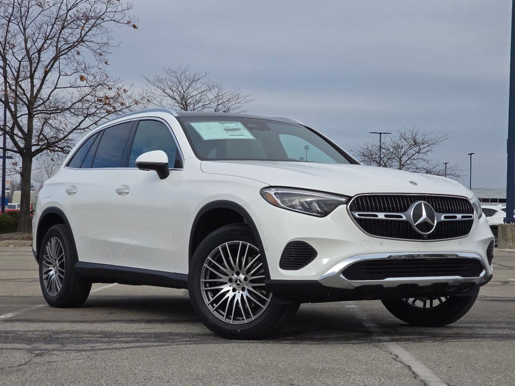 2026 Mercedes-Benz GLC