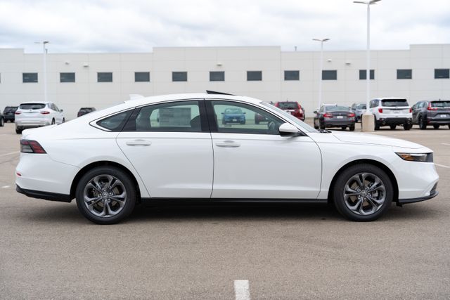 2024 Honda Accord EX photo 8