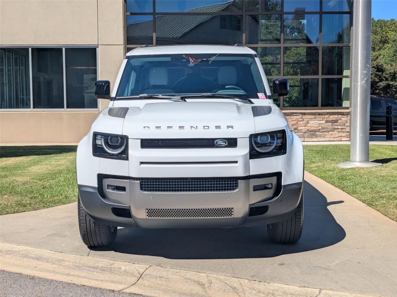 2026 Land Rover Defender 110 S photo 2