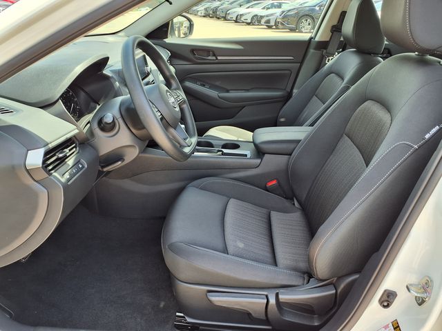 2025 Nissan Altima 2.5 S photo 3