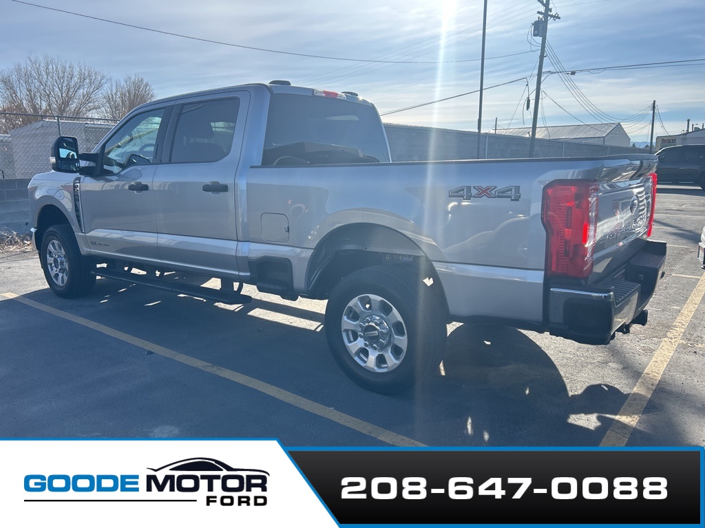 2024 Ford F-250 XLT photo 3