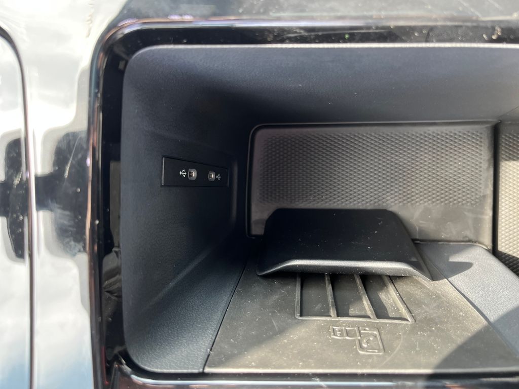 2025 Volkswagen Tiguan SEL R-Line Black photo 15