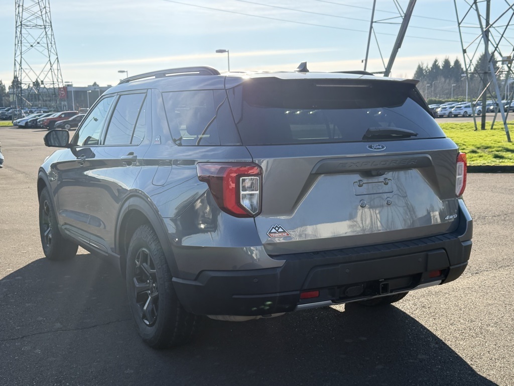 2022 Ford Explorer Timberline photo 2