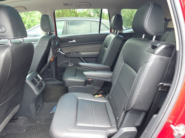 2023 Volkswagen Atlas V6 SEL R-Line photo 5