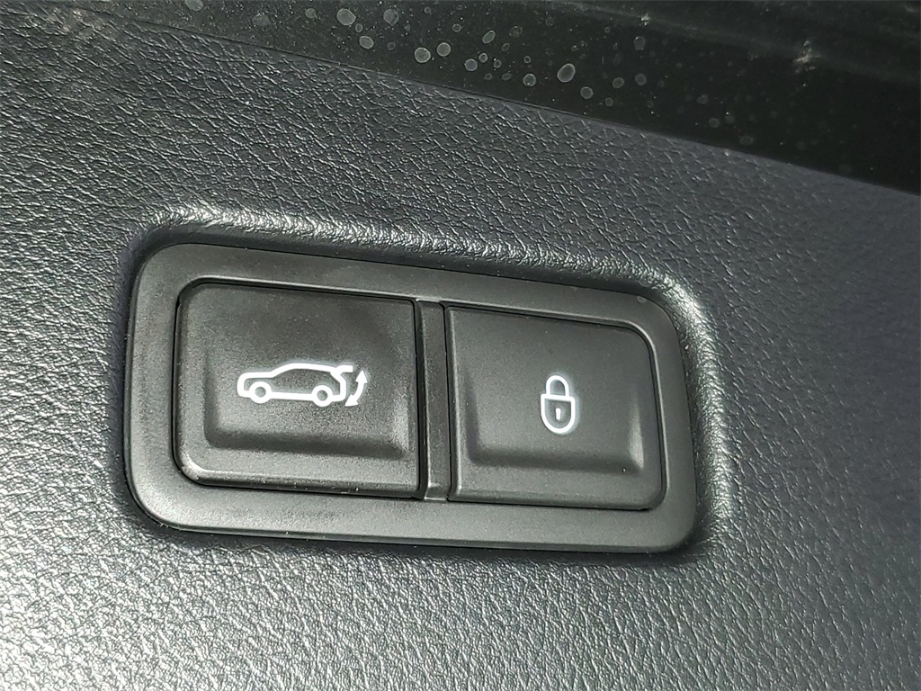 2023 Genesis GV70 2.5T photo 7