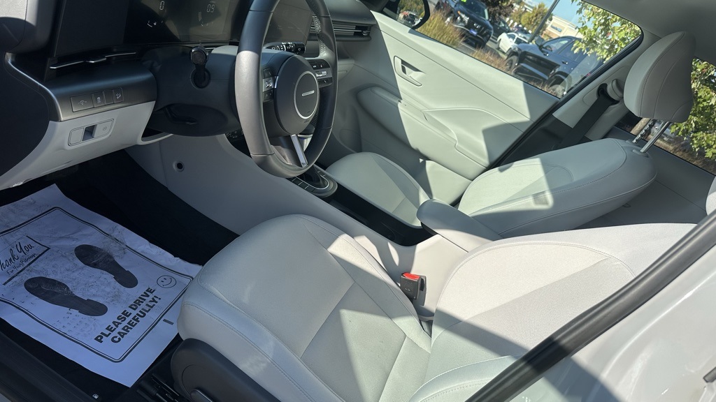 2024 Hyundai Kona SEL photo 4