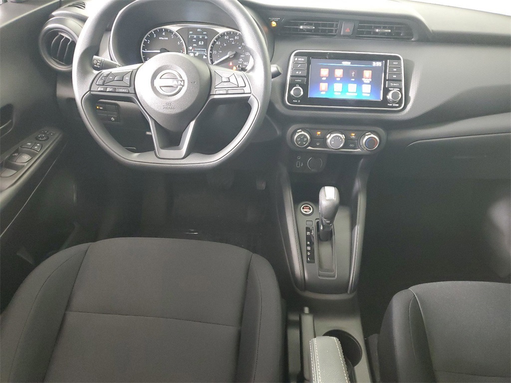 2024 Nissan Kicks S photo 10